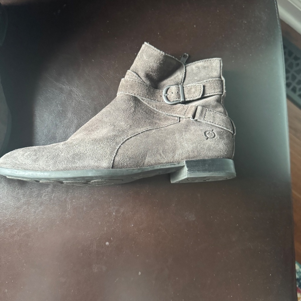Born Gray Suede Ankle boots 8.5M - Picture 2 of 5